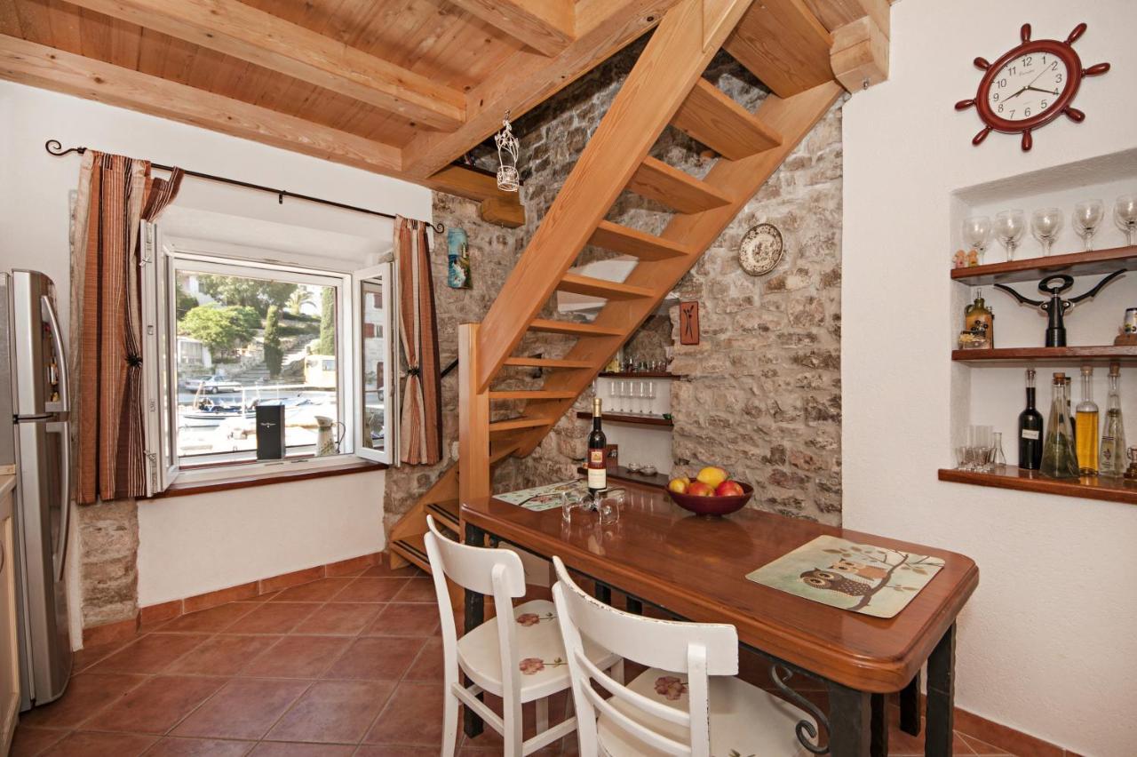 Seaside Holiday House Maslinica, Solta - 13965 Grohote Buitenkant foto